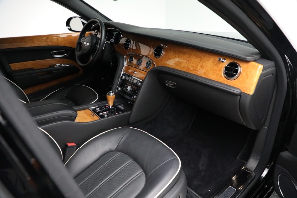 Used 2013 Bentley Mulsanne for sale $135,900 at Alfa Romeo of Westport in Westport CT 06880 24