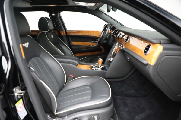 Used 2013 Bentley Mulsanne for sale $135,900 at Alfa Romeo of Westport in Westport CT 06880 25