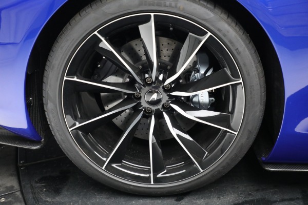 Used 2020 McLaren Speedtail for sale $2,600,000 at Alfa Romeo of Westport in Westport CT 06880 28