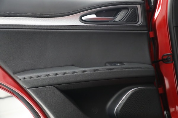 New 2022 Alfa Romeo Stelvio Veloce for sale Sold at Alfa Romeo of Westport in Westport CT 06880 22