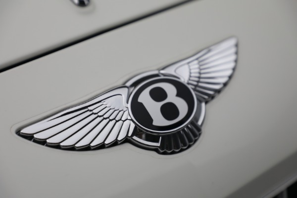 Used 2021 Bentley Flying Spur V8 for sale Sold at Alfa Romeo of Westport in Westport CT 06880 15