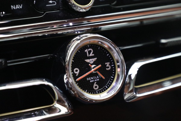 Used 2021 Bentley Flying Spur V8 for sale $237,900 at Alfa Romeo of Westport in Westport CT 06880 20