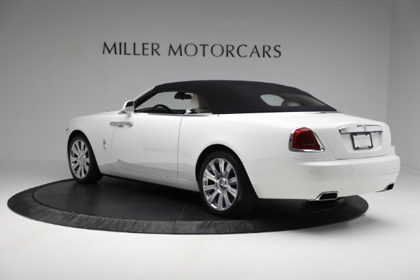 Used 2016 Rolls-Royce Dawn for sale Sold at Alfa Romeo of Westport in Westport CT 06880 17