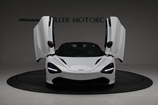 New 2022 McLaren 720S Spider Performance for sale $381,500 at Alfa Romeo of Westport in Westport CT 06880 13