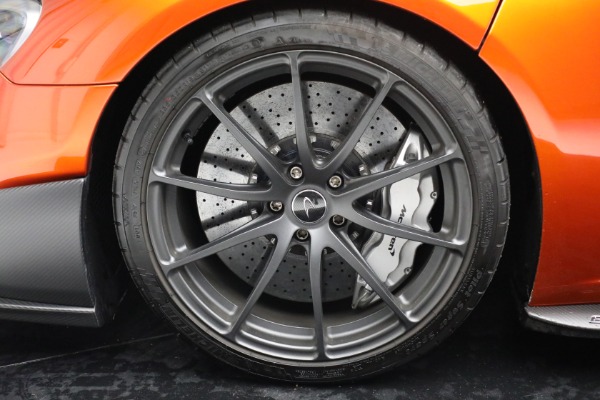 Used 2016 McLaren 675LT Spider for sale $275,900 at Alfa Romeo of Westport in Westport CT 06880 23