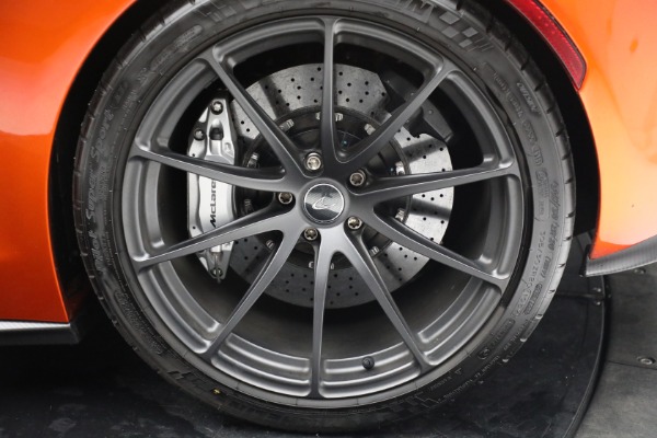 Used 2016 McLaren 675LT Spider for sale $275,900 at Alfa Romeo of Westport in Westport CT 06880 24