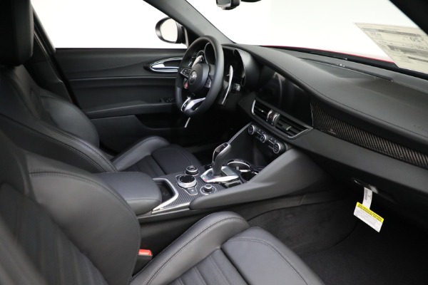 New 2022 Alfa Romeo Giulia Quadrifoglio for sale Sold at Alfa Romeo of Westport in Westport CT 06880 18