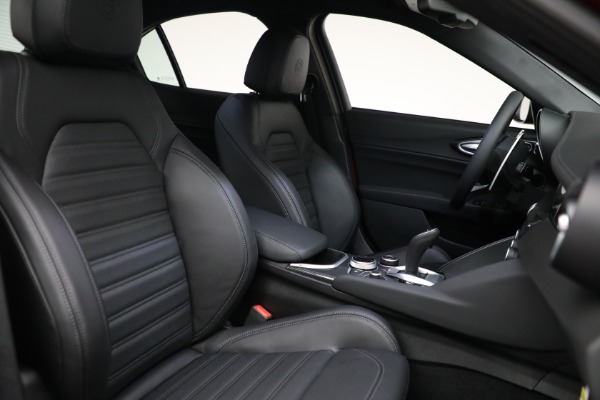 New 2022 Alfa Romeo Giulia Quadrifoglio for sale Sold at Alfa Romeo of Westport in Westport CT 06880 19
