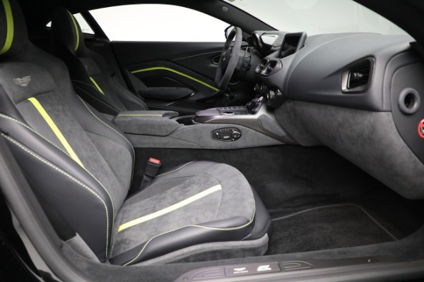 New 2022 Aston Martin Vantage F1 Edition for sale $210,586 at Alfa Romeo of Westport in Westport CT 06880 21