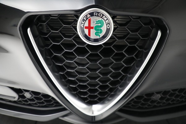 New 2022 Alfa Romeo Giulia Ti for sale $51,495 at Alfa Romeo of Westport in Westport CT 06880 22