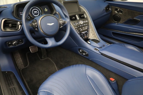 Used 2020 Aston Martin DB11 Volante for sale $214,900 at Alfa Romeo of Westport in Westport CT 06880 19