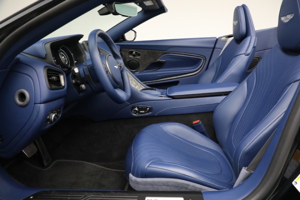 Used 2020 Aston Martin DB11 Volante for sale $214,900 at Alfa Romeo of Westport in Westport CT 06880 20