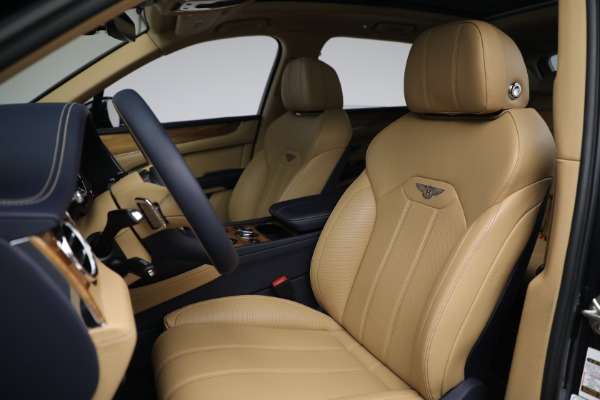 Used 2021 Bentley Bentayga V8 for sale Sold at Alfa Romeo of Westport in Westport CT 06880 17