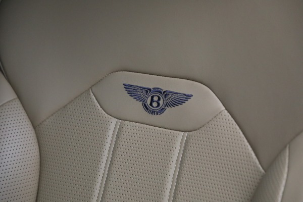 Used 2021 Bentley Bentayga V8 for sale Sold at Alfa Romeo of Westport in Westport CT 06880 18