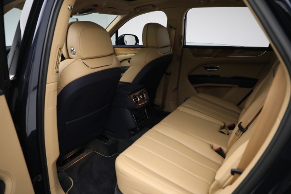 Used 2021 Bentley Bentayga V8 for sale Sold at Alfa Romeo of Westport in Westport CT 06880 19
