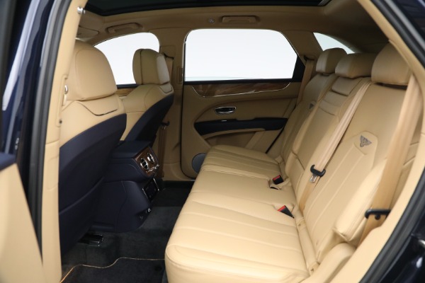 Used 2021 Bentley Bentayga V8 for sale Sold at Alfa Romeo of Westport in Westport CT 06880 20