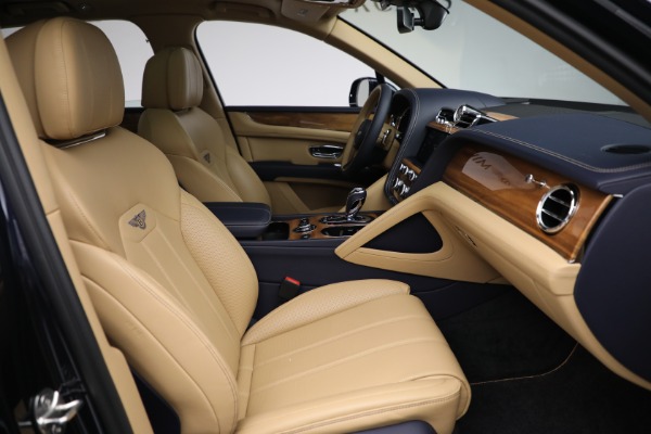 Used 2021 Bentley Bentayga V8 for sale Sold at Alfa Romeo of Westport in Westport CT 06880 24