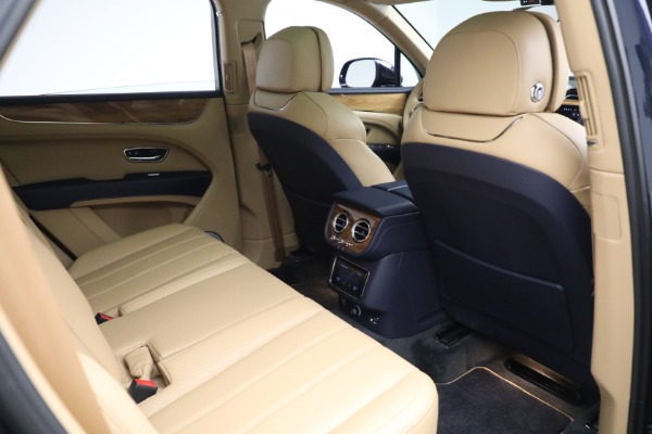 Used 2021 Bentley Bentayga V8 for sale Sold at Alfa Romeo of Westport in Westport CT 06880 26