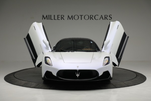 Used 2022 Maserati MC20 for sale $198,900 at Alfa Romeo of Westport in Westport CT 06880 24