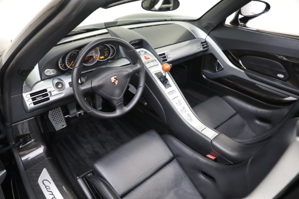 Used 2005 Porsche Carrera GT for sale $1,400,000 at Alfa Romeo of Westport in Westport CT 06880 23