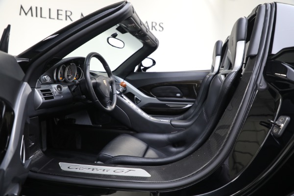 Used 2005 Porsche Carrera GT for sale $1,400,000 at Alfa Romeo of Westport in Westport CT 06880 24