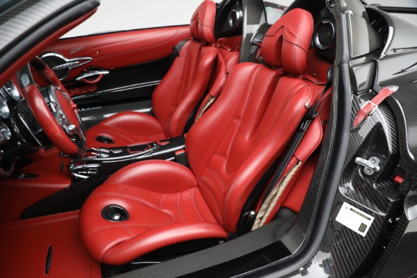 Used 2017 Pagani Huayra Roadster for sale Sold at Alfa Romeo of Westport in Westport CT 06880 25