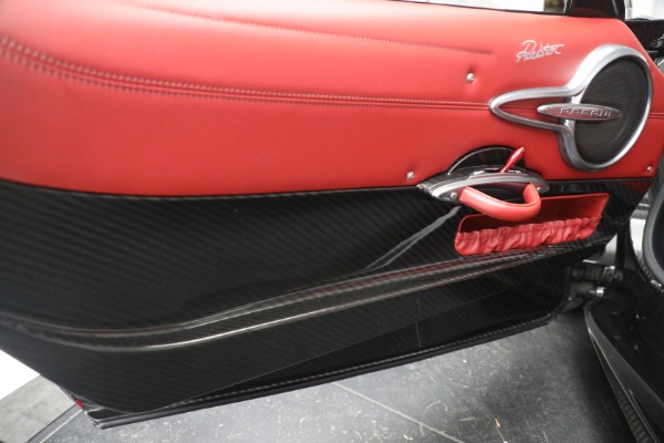 Used 2017 Pagani Huayra Roadster for sale Sold at Alfa Romeo of Westport in Westport CT 06880 28