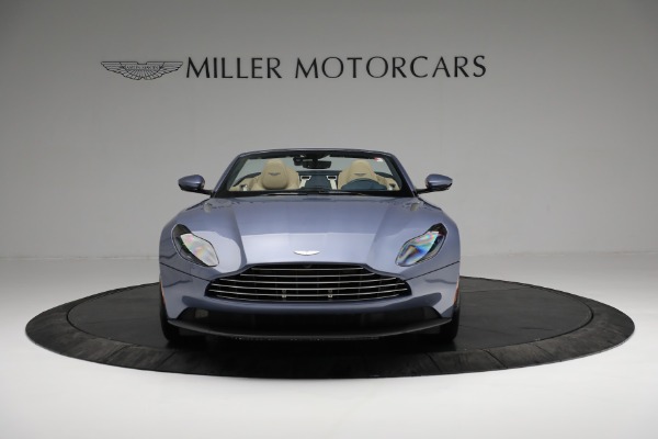 Used 2022 Aston Martin DB11 Volante for sale $169,900 at Alfa Romeo of Westport in Westport CT 06880 11