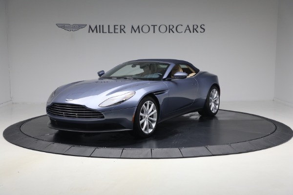 Used 2022 Aston Martin DB11 Volante for sale $169,900 at Alfa Romeo of Westport in Westport CT 06880 16