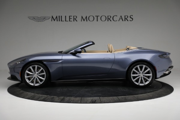 Used 2022 Aston Martin DB11 Volante for sale $169,900 at Alfa Romeo of Westport in Westport CT 06880 2