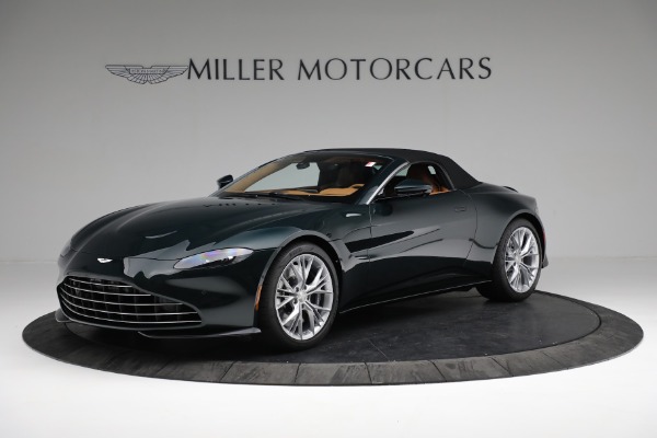 New 2022 Aston Martin Vantage Roadster for sale Sold at Alfa Romeo of Westport in Westport CT 06880 19