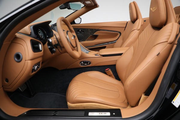 New 2022 Aston Martin DB11 Volante for sale $265,386 at Alfa Romeo of Westport in Westport CT 06880 20