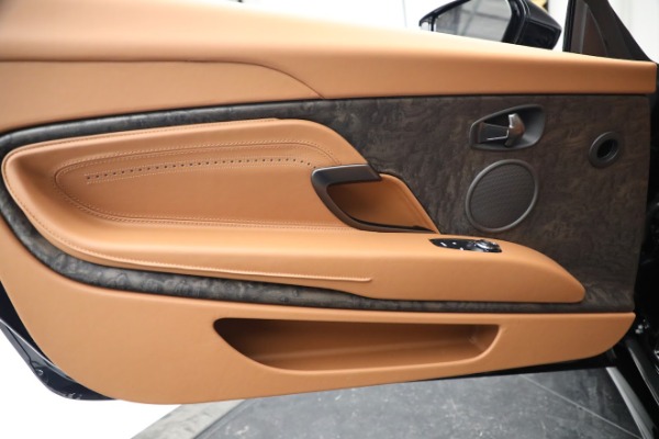 New 2022 Aston Martin DB11 Volante for sale $265,386 at Alfa Romeo of Westport in Westport CT 06880 22