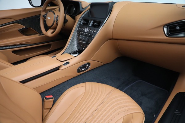 New 2022 Aston Martin DB11 Volante for sale $265,386 at Alfa Romeo of Westport in Westport CT 06880 27