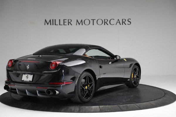 Used 2017 Ferrari California T for sale $178,900 at Alfa Romeo of Westport in Westport CT 06880 15