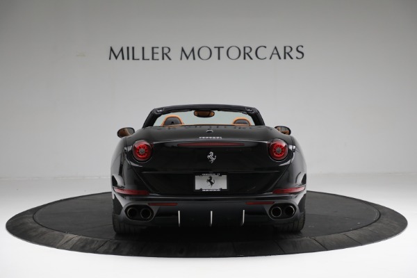 Used 2017 Ferrari California T for sale $178,900 at Alfa Romeo of Westport in Westport CT 06880 5