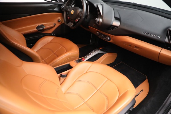 Used 2018 Ferrari 488 GTB for sale $309,900 at Alfa Romeo of Westport in Westport CT 06880 16