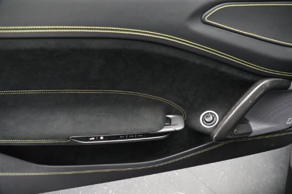 Used 2019 Ferrari GTC4Lusso T for sale $239,900 at Alfa Romeo of Westport in Westport CT 06880 14