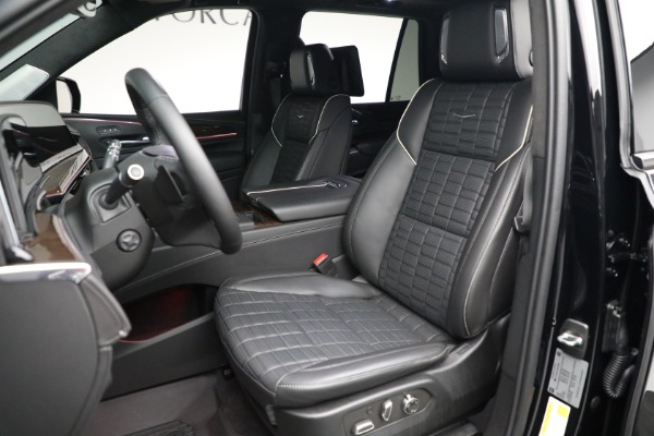 Used 2022 Cadillac Escalade Sport Platinum for sale $135,900 at Alfa Romeo of Westport in Westport CT 06880 14
