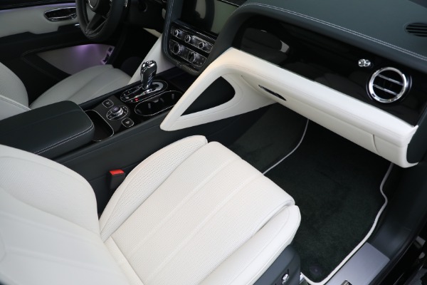New 2022 Bentley Bentayga V8 for sale Call for price at Alfa Romeo of Westport in Westport CT 06880 24