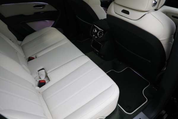 New 2022 Bentley Bentayga V8 for sale Call for price at Alfa Romeo of Westport in Westport CT 06880 28