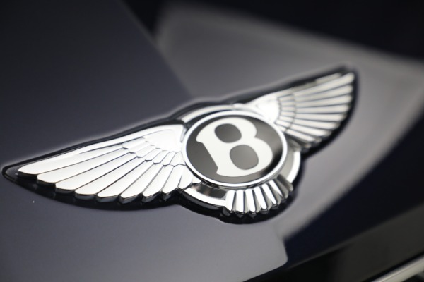 New 2022 Bentley Bentayga V8 for sale Sold at Alfa Romeo of Westport in Westport CT 06880 13