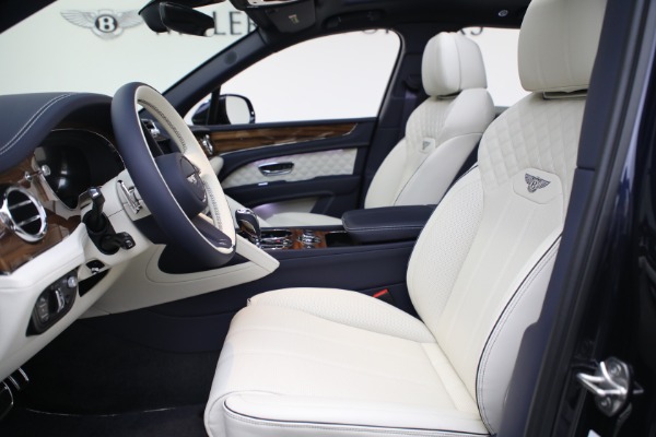 New 2022 Bentley Bentayga V8 for sale Sold at Alfa Romeo of Westport in Westport CT 06880 16