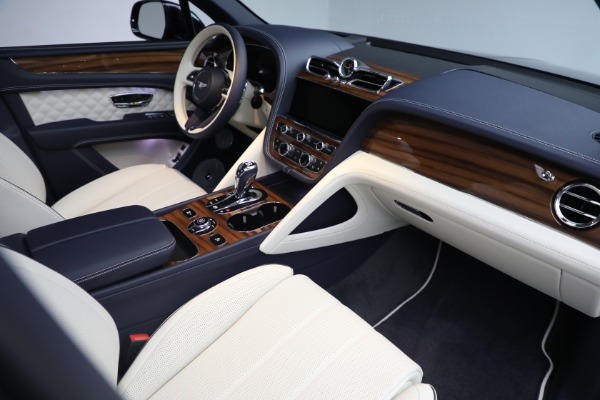 New 2022 Bentley Bentayga V8 for sale Sold at Alfa Romeo of Westport in Westport CT 06880 19