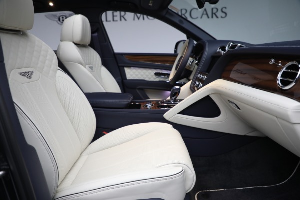 New 2022 Bentley Bentayga V8 for sale Sold at Alfa Romeo of Westport in Westport CT 06880 20