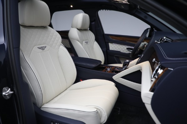 New 2022 Bentley Bentayga V8 for sale Sold at Alfa Romeo of Westport in Westport CT 06880 21