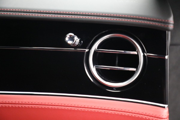 Used 2022 Bentley Continental GT V8 for sale $245,900 at Alfa Romeo of Westport in Westport CT 06880 25
