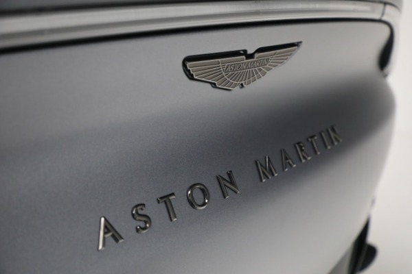 New 2022 Aston Martin DBX for sale $230,086 at Alfa Romeo of Westport in Westport CT 06880 25