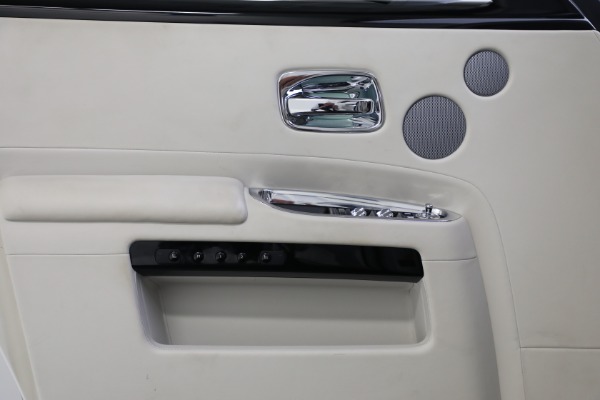 Used 2017 Rolls-Royce Ghost for sale $229,900 at Alfa Romeo of Westport in Westport CT 06880 18
