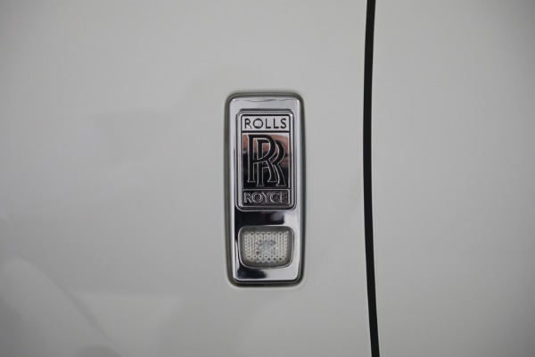 Used 2017 Rolls-Royce Ghost for sale $229,900 at Alfa Romeo of Westport in Westport CT 06880 27